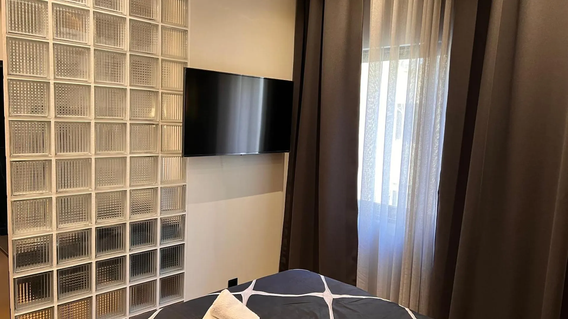 Room 11 Αριστοτελους Θεσσαλονικη Και Μυκονος Thessaloniki Greece